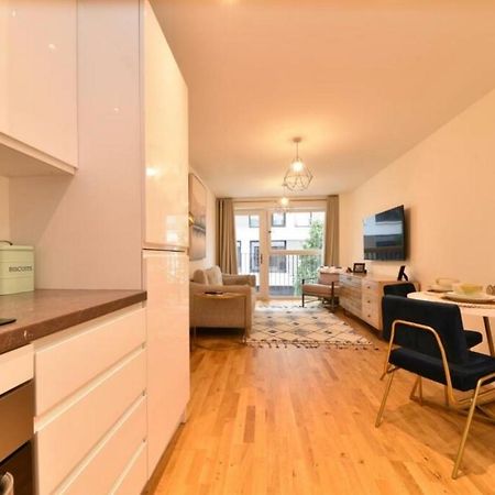 Ferienwohnung Mulberry House Stevenage Exterior foto
